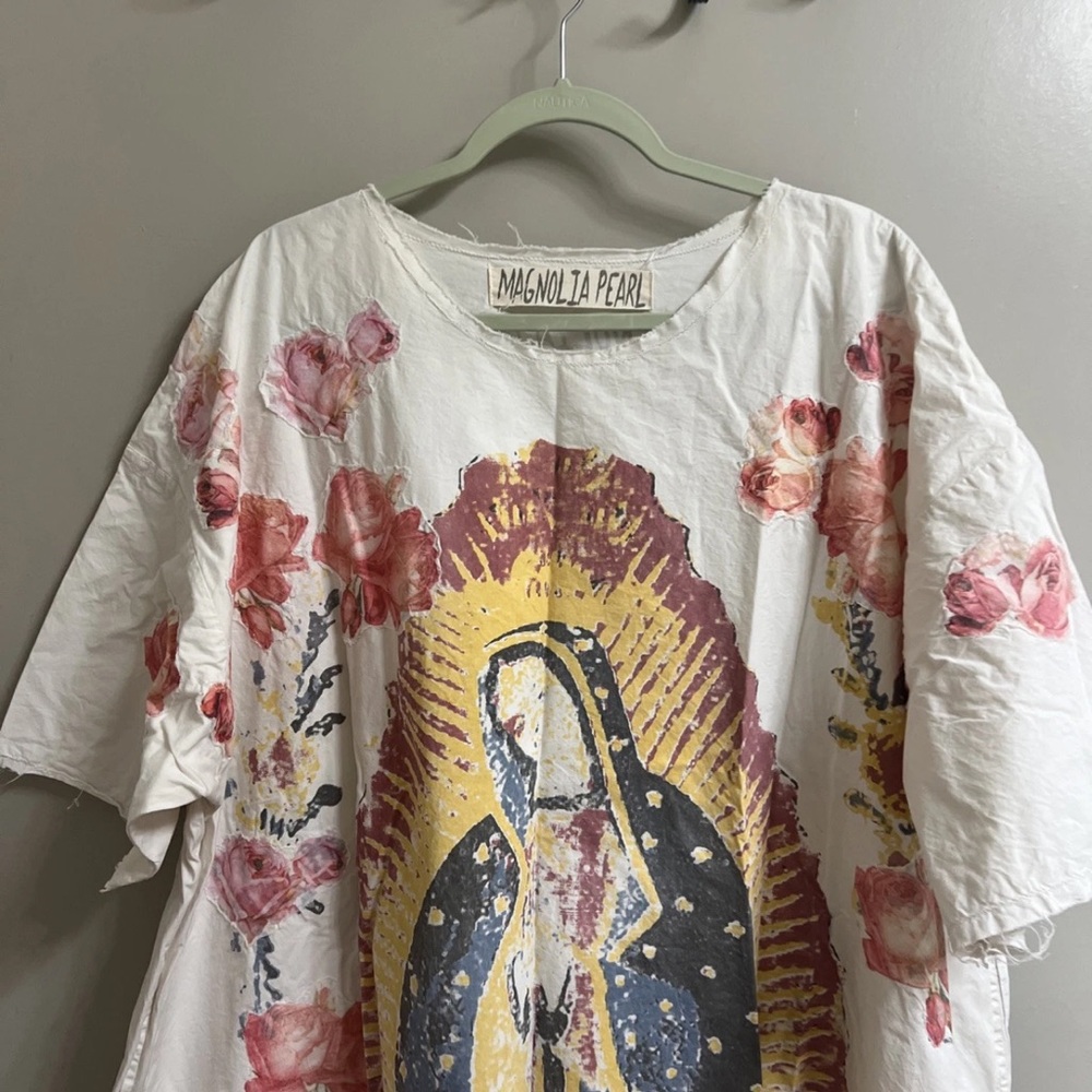 Magnolia Pearl Distressed White Amor Artist Mother Dress (item C008) - Picture 3 of 5